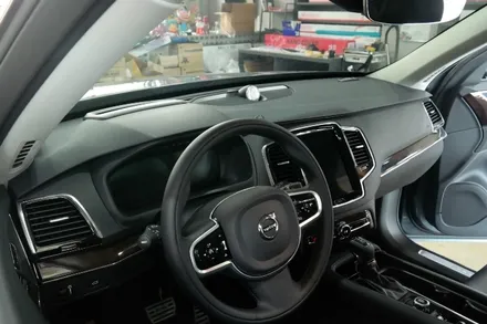 볼보 XC90 MMT 모델에 B&W 센터스피커 장착 후기. / 인천 서구