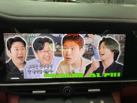 포르쉐 파나메라 듀얼 모니터 안드로이드 올인원 디지털 센터패시아 시공 / 인천 서구