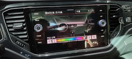 인천 폭스바겐 티록 후방카메라 작업 가능한 폭스파츠 에서 작업했어요 / 인천 서구