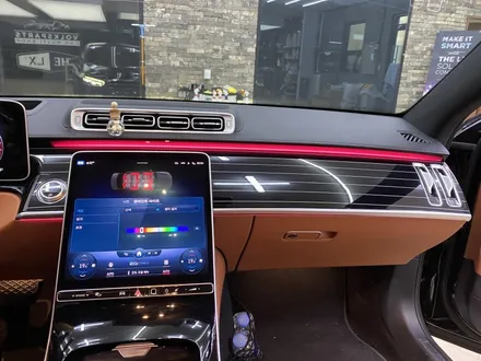 벤츠 S클래스 W223 피아노트림 4D 전동 부메스터 / 인천 서구