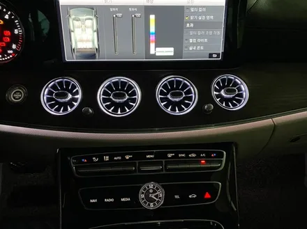 거듭되는 인기몰이, 벤츠 E300 송풍구 엠비언트와 전동 부메스터 튜닝기 / 인천 서구