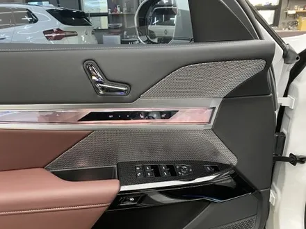 BMW G70 회오리 엠비언트 튜닝으로 차량의 완성도를 높이다! / 인천 서구