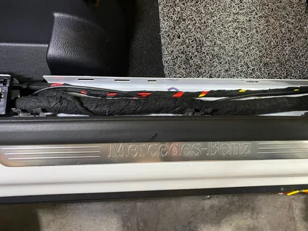 벤츠 GLB - 블랙박스 끝판왕 아이나비 QXD7000과 보조배터리 에코파워팩 28C 작업 후기. / 인천 서구