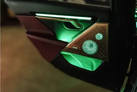 BMW G60 회오리 엠비언트 풀시공 장착했어요 / 인천 서구