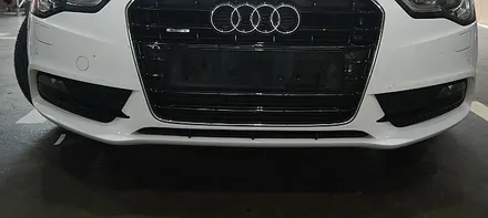 아우디 A5차량에 \