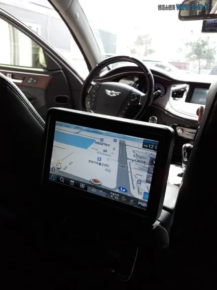 인천 제네시스 M2C -200A 안드로이드 7.0 카블릿(순정후석모니터 연동) 장착!