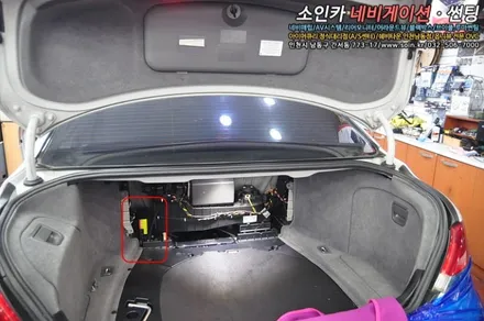 BMW 760Li 수입차에 필수품 블랙박스 보조베터리 장착