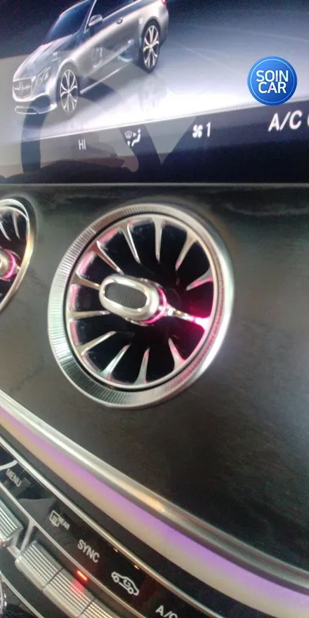 벤츠 e220 송풍구 엠비언트