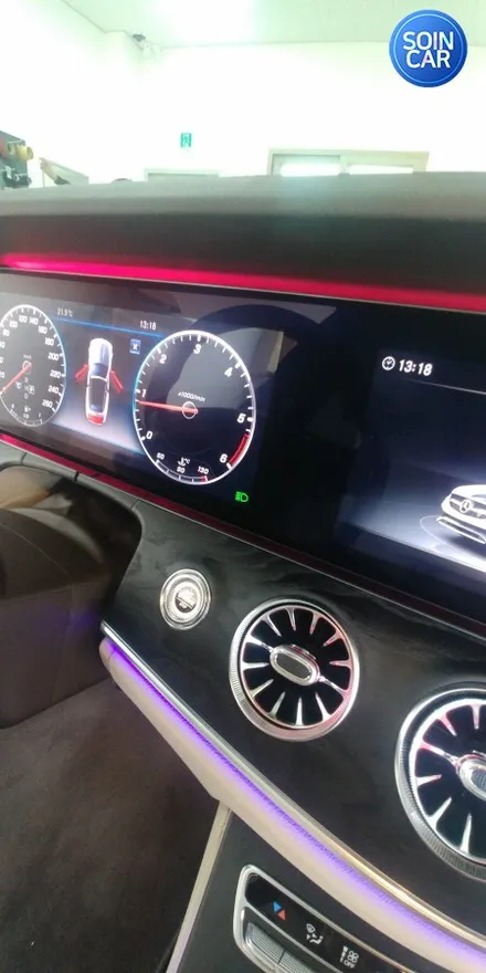 벤츠 e220 송풍구 엠비언트