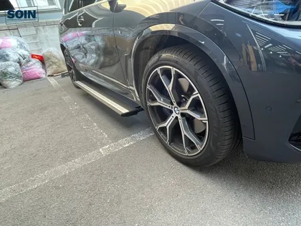 BMW X5 자동 보조발판 전동사이드스텝 국내제품 태경오토 인천