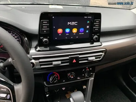 인천 안드로이드 국산 M2C200A 카블릿 셀토스 차량에 장착