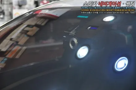 BMW 760Li 수입차에 필수품 블랙박스 보조베터리 장착