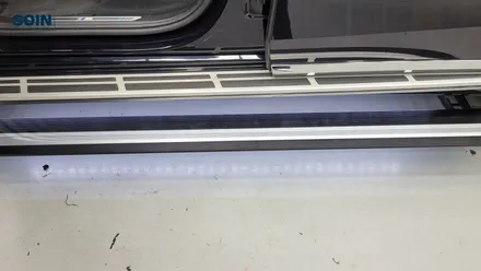 높은 SUV X7 승하차 보조발판 전동 사이드스텝