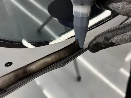 BMW X1 앞유리교체 자차 처리 비용 , 썬팅까지 같이 받아보는 유리교환 전문점