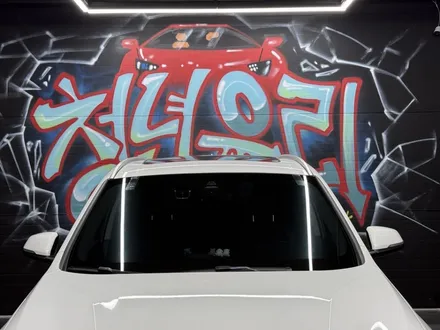 BMW X1 앞유리교체 자차 처리 비용 , 썬팅까지 같이 받아보는 유리교환 전문점