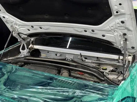 BMW X1 앞유리교체 자차 처리 비용 , 썬팅까지 같이 받아보는 유리교환 전문점