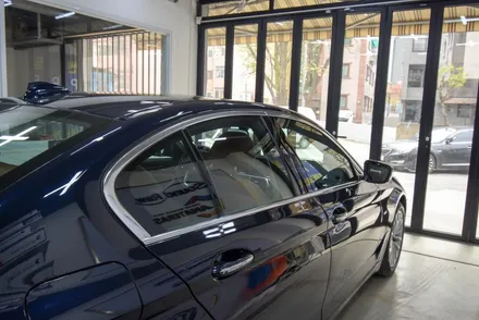 [BMW 520D] 핫한 차에는 핫한 필름으로. (썬팅)