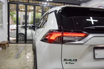 2019 도요타 RAV4 아마테라스 틴팅.