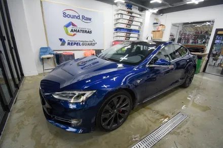테슬라 모델S P100D.