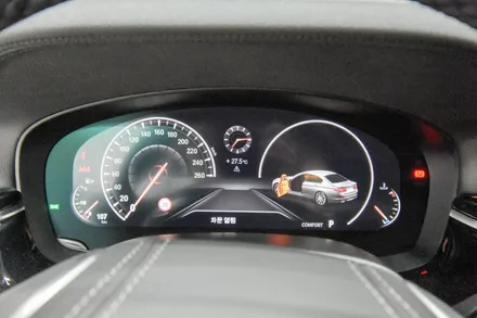 2019 BMW 520i 럭셔리 라인. 아마테라스 틴팅