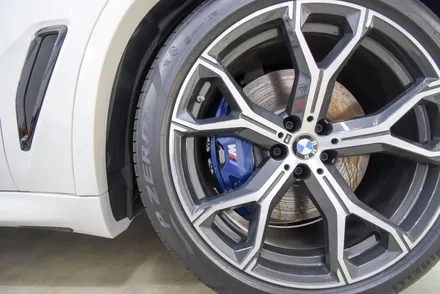 BMW X5 풀체인지 M 패키지 퍼스트 에디션을 만났습니다.(아마테라스 틴팅)
