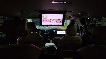 포항 카니발 천정모니터 보조모니터 장착 시공 / 경주시 소금강로