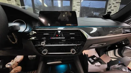 경주 M2C 200A 안드로이드 BMW540i에 장착하다 / 경주시 소금강로