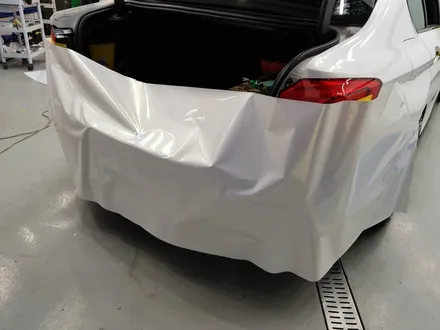 일산 BMW 랩핑전문점[코션코리아 일산점]BMW G30 530I KPMF-화이트 스타라이트 골드 전체랩핑 / 고양시 덕양구 신원동