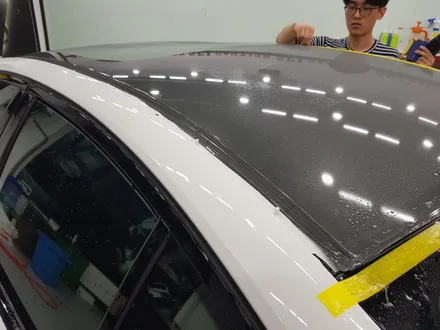 일산 은평 파주 BMW 루프스킨전문점[코션일산점]BMW G30 M550D 탑폴리에 유광그레이 루프스킨 + M퍼포먼스 사이드데칼 / 고양시 덕양구 신원동