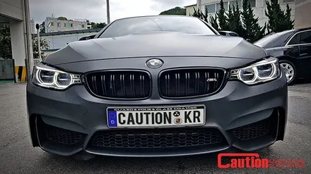 일산 BMW 랩핑전문점[코션코리아 본점/일산점]KPMF Premium Wrap Films - BMW M4 모피어스블랙 전체랩핑 / 고양시 덕양구 신원동
