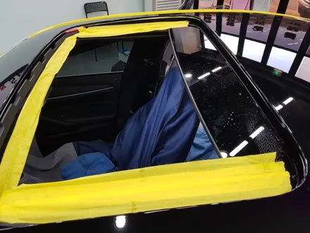 일산 고양 파주 BMW 루프스킨전문점[코션코리아 일산점]신형BMW G30 530I 탑폴리에 루프스킨 시공후기~! / 고양시 덕양구 신원동