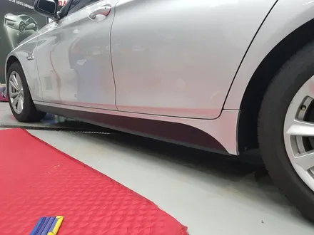일산 고양 은평 BMW 루프스킨전문점[코션일산점]BMW F10 520I 탑폴리에 루프스킨 + M퍼포먼스사이드데칼 시공후기 / 고양시 덕양구 신원동