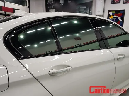 일산 고양 파주 BMW 랩핑전문점[코션일산점]BMW G30 5시리즈 윈도우크롬몰딩 탑폴리에 랩핑 시공후기 / 고양시 덕양구 신원동