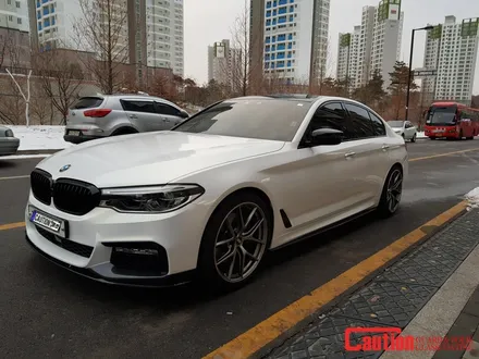일산 BMW 랩핑전문점[코션코리아 일산점]BMW G30 530I KPMF-화이트 스타라이트 골드 전체랩핑 / 고양시 덕양구 신원동