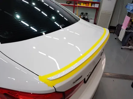 일산 은평 파주 BMW 루프스킨전문점[코션일산점]BMW G30 M550D 탑폴리에 유광그레이 루프스킨 + M퍼포먼스 사이드데칼 / 고양시 덕양구 신원동
