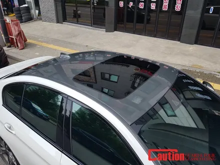 일산 은평 파주 BMW 루프스킨전문점[코션일산점]BMW G30 M550D 탑폴리에 유광그레이 루프스킨 + M퍼포먼스 사이드데칼 / 고양시 덕양구 신원동