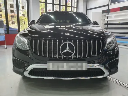 원흥 삼송 고양 은평 벤츠 랩핑 전문점[코션일산점]벤츠 GLC300 크롬몰딩 유광블랙랩핑~! / 고양시 덕양구 신원동