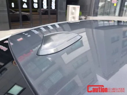 일산 은평 파주 BMW 루프스킨전문점[코션일산점]BMW G30 M550D 탑폴리에 유광그레이 루프스킨 + M퍼포먼스 사이드데칼 / 고양시 덕양구 신원동