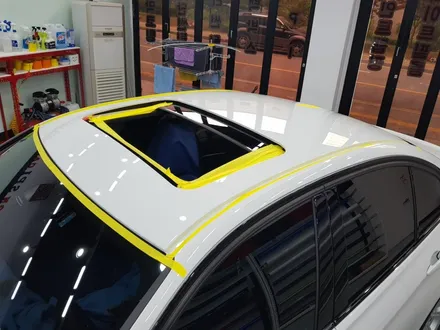 일산 고양 파주 BMW 루프스킨전문점[코션코리아 일산점]BMW 330I 알파인화이트 탑폴리에루프스킨 + 사이드미러 카본랩핑 시공후기 / 고양시 덕양구 신원동