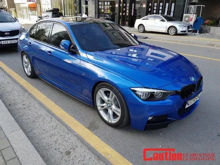 일산 고양 파주 BMW루프스킨 전문점[코션코리아 일산점]BMW F30 330I 에스토릴블루 탑폴리에 루프스킨 + 스플리터랩핑 시공후기 / 고양시 덕양구 신원동