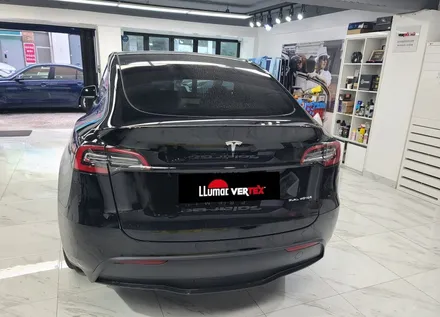 [마포썬팅]루마버텍스 마포신수점 테슬라 모델Y 루마버텍스  시공 / 서울 마포구 용강동
