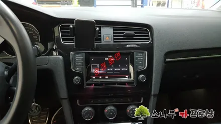 폭스바겐 골프 8인치 아틀란 네비 매립 / 인천, 부평, 부천
