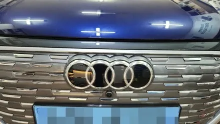 아우디 Q4 E-TRON 후진 및 주차를 편리하게 해주는 3D 어라운드 뷰 장착 / 인천, 부평, 부천