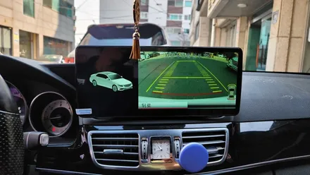 벤츠 W212 순정모니터 탈거 12.3인치 안드로이드 올인원 장착 / 인천, 부평, 부천