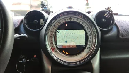 미니 컨트리맨 R60 후방 추돌 사고로 후방카메라 교체 애플카플레이 안드로이드 오토 장착 / 인천, 부평, 부천