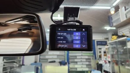 인천 BMW G30 순정 ACE 2.0 블랙박스 제거  아이나비 ZX1000 장착 작업 / 인천, 부평, 부천