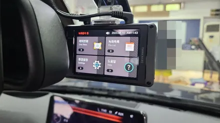 BMW 4시리즈 F36기존 블랙박스 탈거후 아이나비Z9000으로 탈바꿈 하세요~ / 인천, 부평, 부천