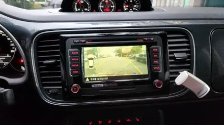 폭스바겐 더 비틀 순정 모니터 후방카메라 불량 후방카메라 교체 작업 / 인천, 부평, 부천