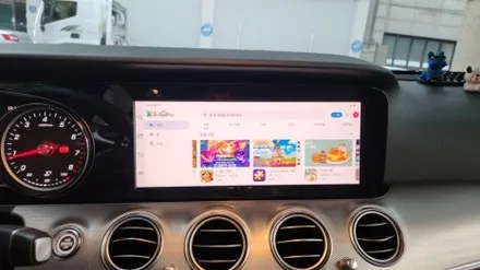인천 벤츠 w213 순정 모니터 이용 안드로이드 셋탑 큐로이 장착 / 인천, 부평, 부천