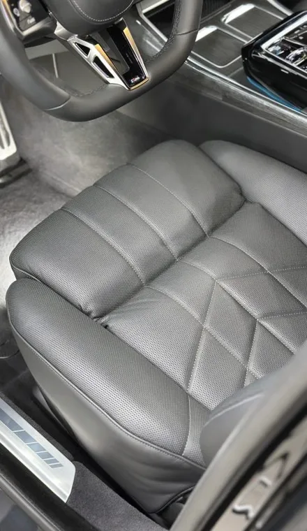 BMW i7  프리미엄디테일링 세차 / 부산 사하구 하단동